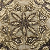 ترمه رومیزی حریر بزرگ طرح خاتون ترمه رومیزی حریر بزرگ طرح خاتون