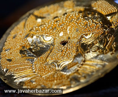 ساعت طلایی برند کارتیه، با طرح یوزپلنگ ساعت طلایی برند کارتیه، با طرح یوزپلنگ