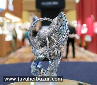 انگشتر Tsarevna Swan رکورد دار بیشترین الماس انگشتر Tsarevna Swan رکورد دار بیشترین الماس