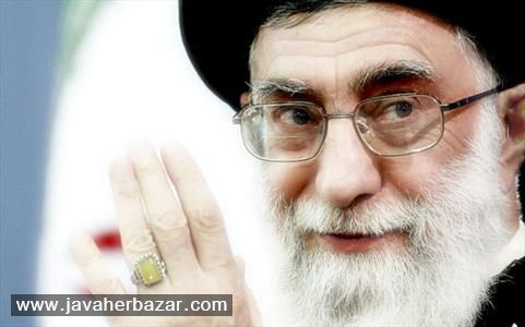 چهره نورانی رهبر ایران به همراه انگشتر عقیق زرد چهارگوش شرف الشمس