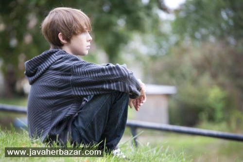 راههای جلوگیری و درمان گوشه گیری در کودکان راههای جلوگیری و درمان گوشه گیری در کودکان