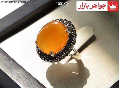 انگشتر نقره عقیق یمنی نارنجی خوشرنگ زنانه