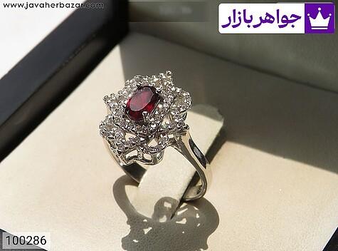 انگشتر نقره گارنت طرح مانیا زنانه - 100286