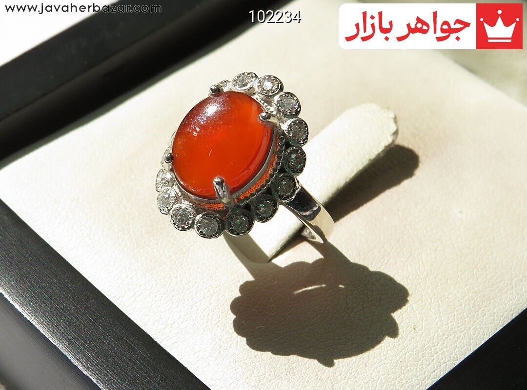 انگشتر نقره عقیق یمنی قرمز طرح گلناز زنانه
