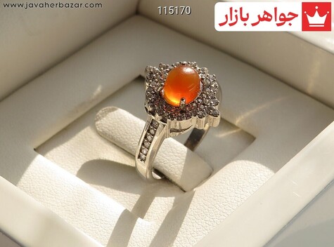 انگشتر نقره عقیق یمنی نارنجی طرح زهره زنانه