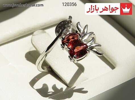 انگشتر نقره گارنت طرح الناز زنانه - 120356