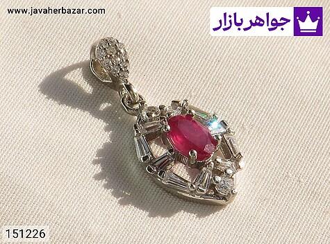 مدال نقره یاقوت آفریقایی قرمز طرح آرنیکا زنانه - 151226
