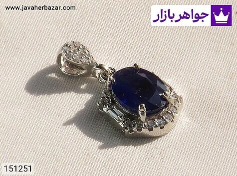 گردنبند یاقوت آبی زنانه مدال نقره یاقوت آفریقایی کبود طرح سپیده زنانه - 151251