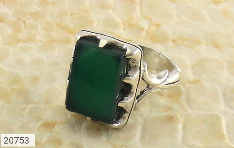 انگشتر نقره عقیق سبز درشت طرح سلمان مردانه - 20753