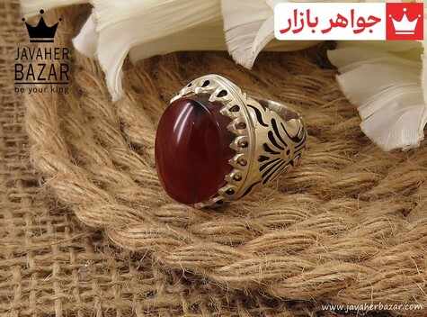 انگشتر نقره عقیق یمنی قرمز طرح شاهانه مردانه دست ساز