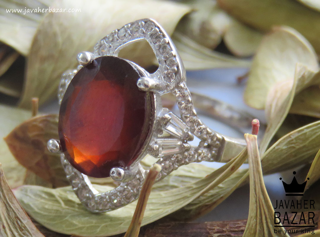 انگشتر نقره گارنت الماس تراش زنانه