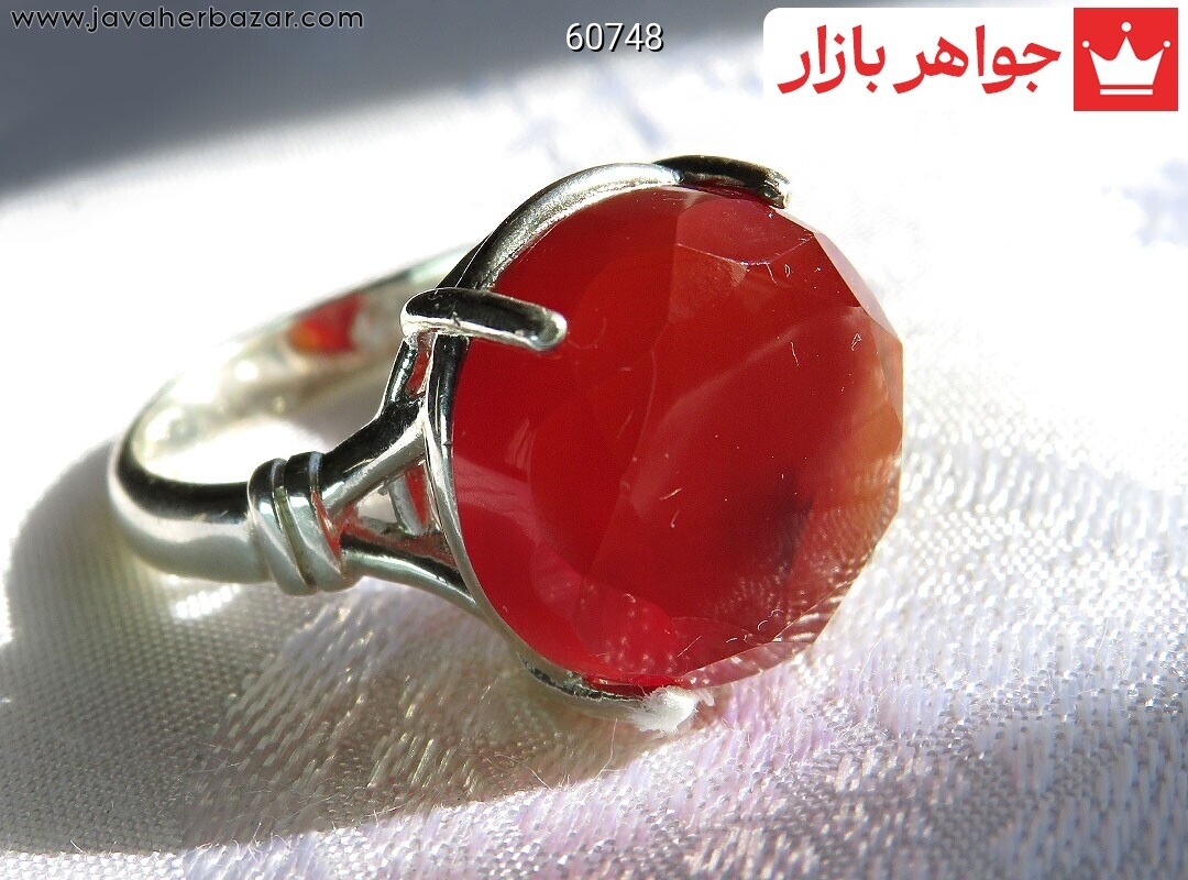 انگشتر نقره عقیق یمنی قرمز الماس تراش زنانه