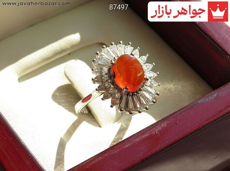 انگشتر نقره عقیق یمنی قرمز طرح تابان زنانه