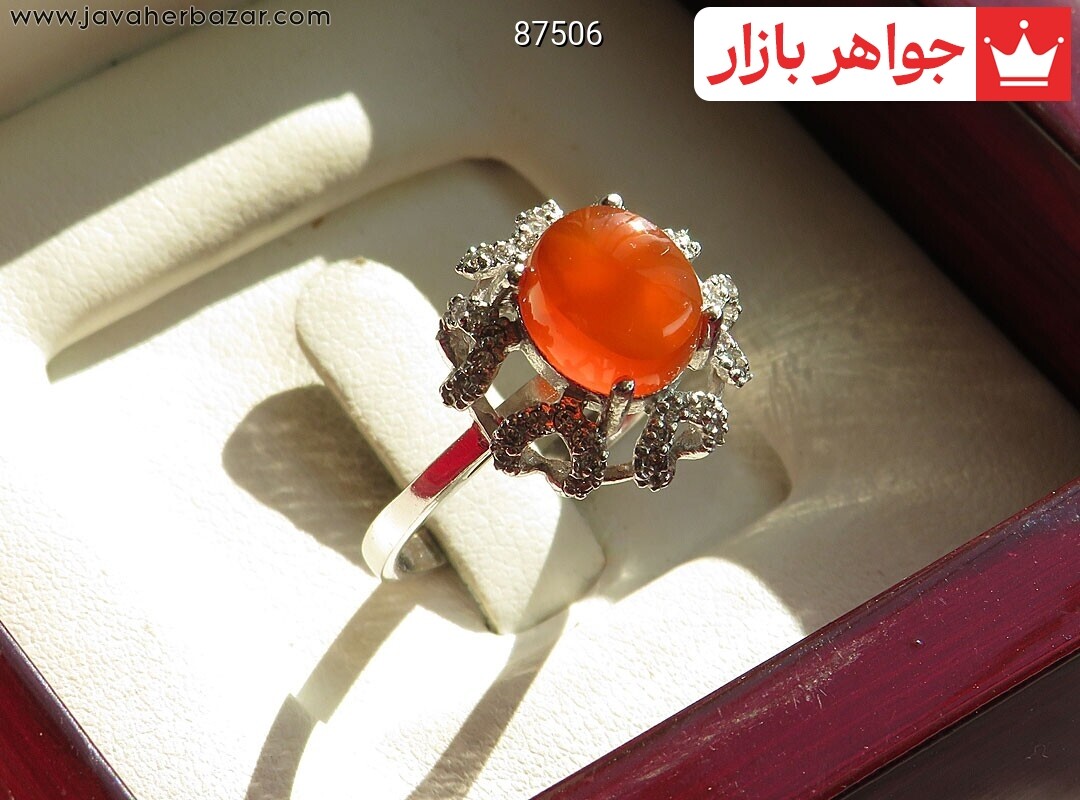 انگشتر نقره عقیق یمنی نارنجی طرح سروناز زنانه