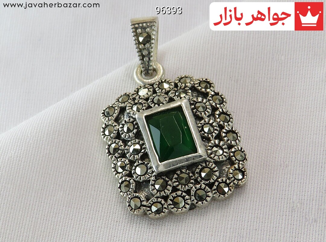 پلاک نقره زمرد سنتاتیک
