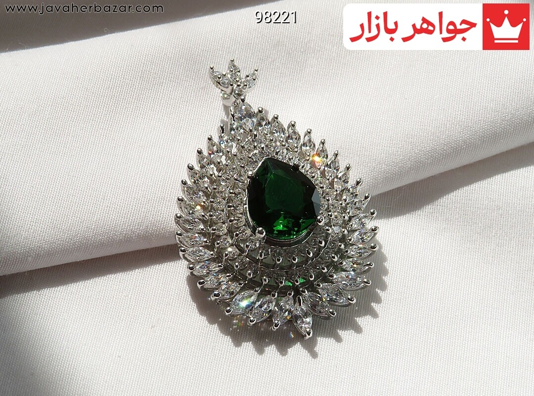 پلاک نقره زمرد سنتاتیک باشکوه