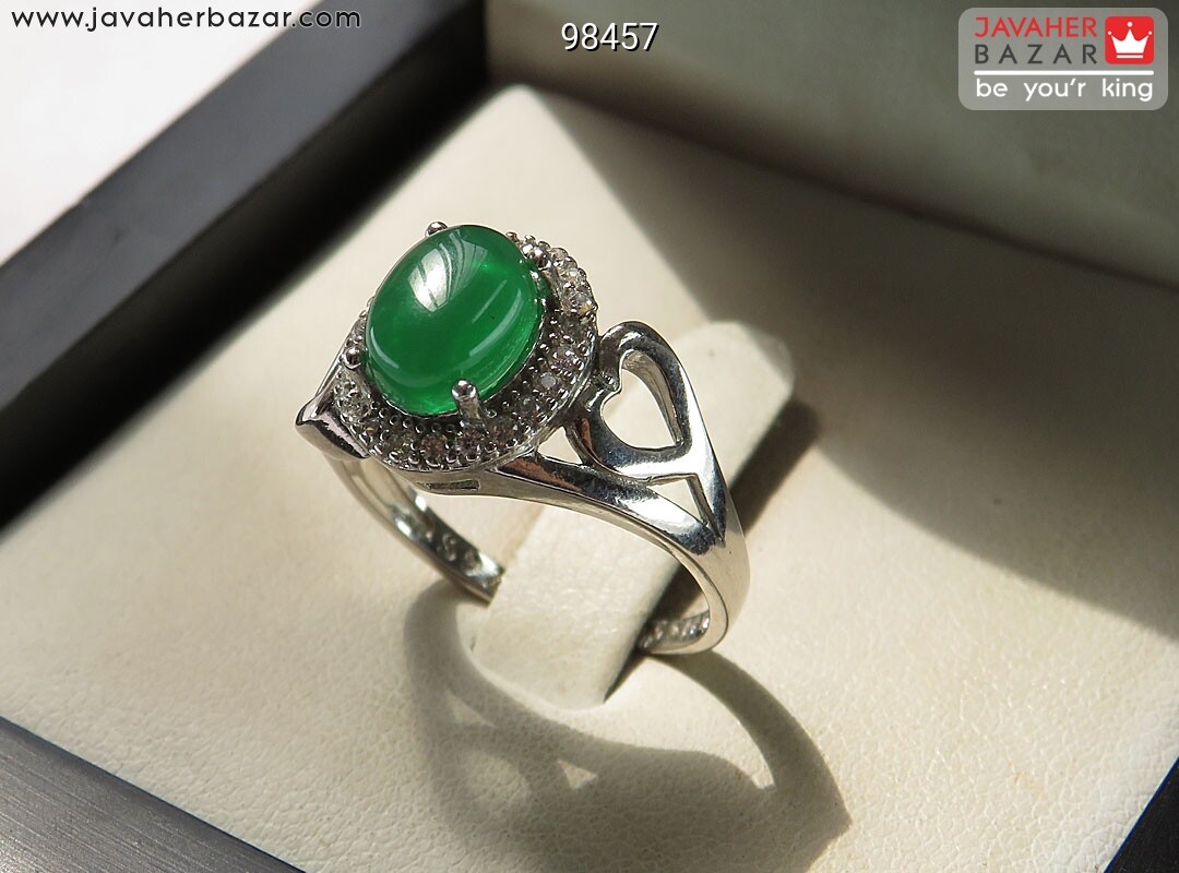 انگشتر نقره عقیق سبز طرح قلب زنانه