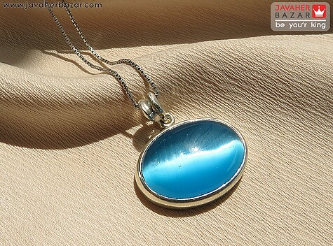 عکس آویز چشم گربه آبی زنانه