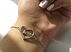 دستبند طرح love زنانه ظریف-5