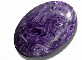 سنگ چاروئیت نام یک سنگ غیر معمول بوده که برای اولین بار در سال 1978، در کوهستان مورون یاکوتیا روسیه دیده شده، البته تا کنون نیز منبع دیگری از این گوهر کمیابت یافت نشده است