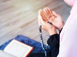 خواندن نماز حرز امام جواد توسط خانم مسلمان